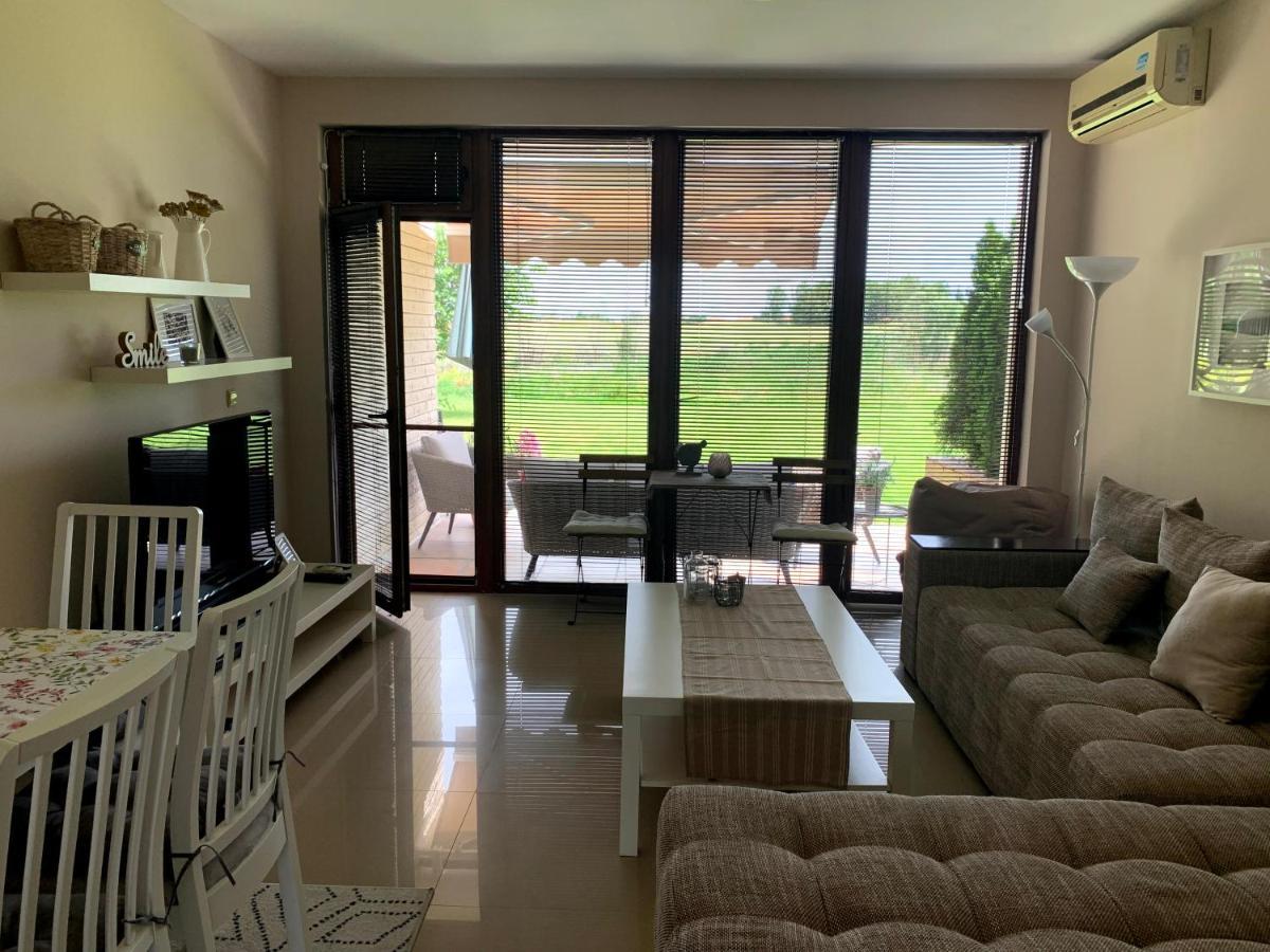 Lighthouse Golf Private Villa Lake View Balchik Bagian luar foto